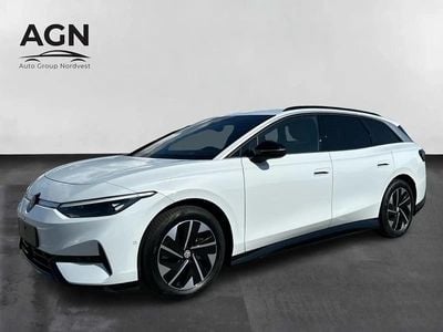 Hvid Brugt 2025 VW ID.7 Style Sedan | 449.900 kr.