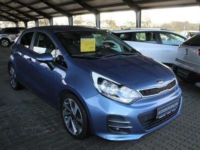 Blåmetal Brugt 2016 Kia Rio Hatchback | 79.800 kr. (Lidt for dyr)