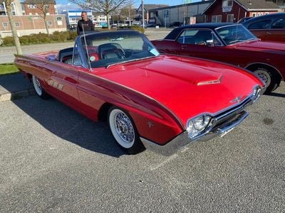Brugt Ford Thunderbird 320 HK (235 kW) 1963 Rød