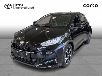 209 night sky black Ny 2025 Toyota Yaris Hybrid Style Hatchback | 269.900 kr. (Fair pris)