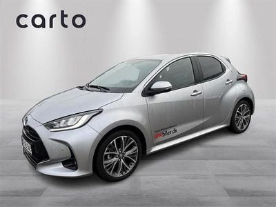 Brugt Toyota Yaris Hybrid Executive 130 HK (95 kW) 2024 1l0  shimmering silver Hatchback