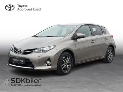 Brugt Toyota Auris Premium 132 HK (97 kW) 2014 Bronzemetal Hatchback