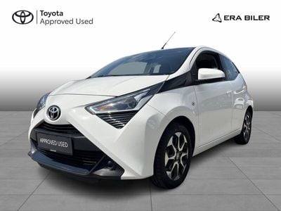 Hvid / white Brugt 2019 Toyota Aygo X-plore Hatchback | 89.900 kr. (Fair pris)