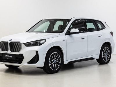 Brugt BMW iX1 M Sport 150 kW (204 HK) 2024 Farve: hvidmetal SUV