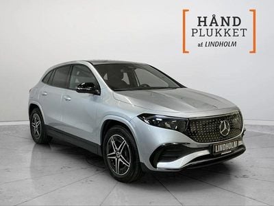Sølvmetal Brugt 2025 Mercedes EQA250+ AMG line SUV | 339.900 kr. (Super pris)