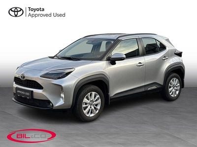 1l0 shimmering silver Brugt 2025 Toyota Yaris Cross Active SUV | 259.800 kr.