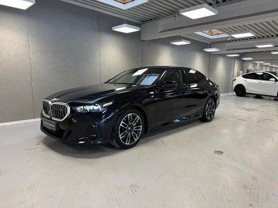 Carbonsortmetallak Brugt 2025 BMW i5 M Sport Sedan | 509.900 kr. (Fair pris)