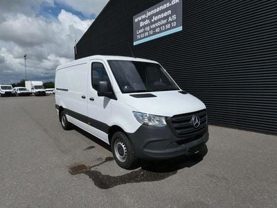 Hvid Brugt 2023 Mercedes Sprinter Van | 369.800 kr.