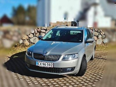 Brugt Skoda Octavia Style 150 HK (110 kW) 2017 Gul Stationcar