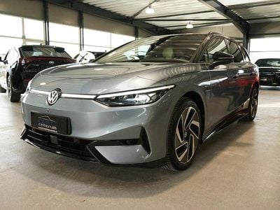 Blåmetal Brugt 2025 VW ID.7 Style Stationcar | 479.900 kr.