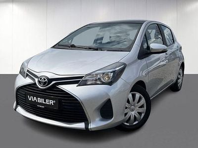 Hvid Brugt 2015 Toyota Yaris T1 Hatchback | 109.900 kr.