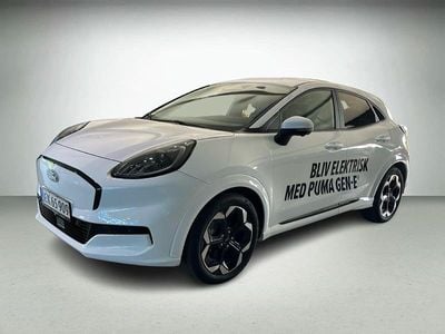 Hvid Ny 2025 Ford Puma Gen-E Premium SUV | 249.990 kr. (Lidt for dyr)