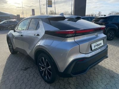 Brugt Toyota C-HR Multidrive S 140 HK (102 kW) 2024 Shimmering silver SUV
