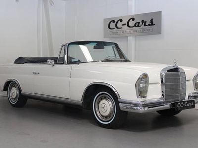 Brugt Mercedes 220 SE 120 HK (88 kW) 1963 Hvid Cabriolet