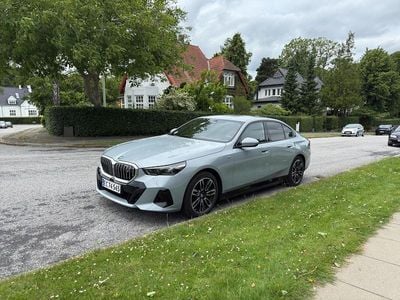 Gråmetal Brugt 2024 BMW i5 M Sport Sedan | 459.900 kr.