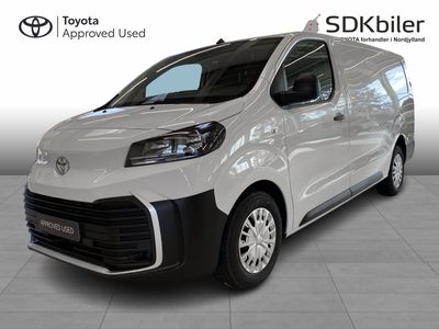 Icy white Ny 2024 Toyota Proace Comfort Van | 269.900 kr.