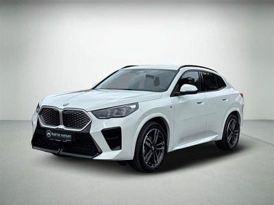 Hvid Ny 2025 BMW iX2 M Sport SUV | 354.900 kr. (Super pris)
