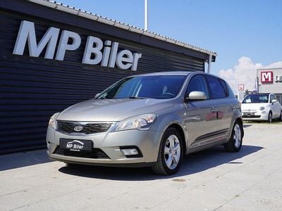 Beige Brugt 2012 Kia Ceed Hatchback | 24.900 kr. (Super pris)