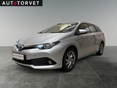 Sølvmetal Brugt 2015 Toyota Auris Hybrid Skyview Edition Hatchback | 94.700 kr. (Fair pris)