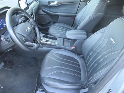 Grå metallak Brugt 2023 Ford Kuga Vignale SUV | 299.990 kr. (Lidt for dyr)