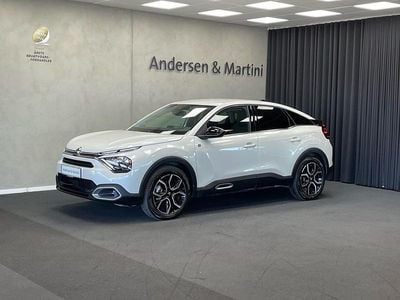 Perlmuttweiß Brugt 2024 Citroën e-C4 Hatchback | 177.800 kr. (Lidt for dyr)