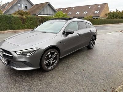Gråmetal Brugt 2020 Mercedes CLA250e Shooting Brake Stationcar | 285.900 kr.