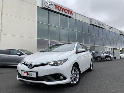 brugt Toyota Auris Hybrid 1,8 Hybrid Comfort Safety Sense 136HK 5d Aut. A++