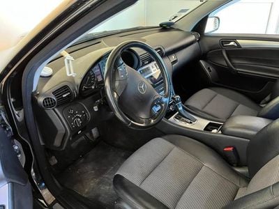 Mercedes C180