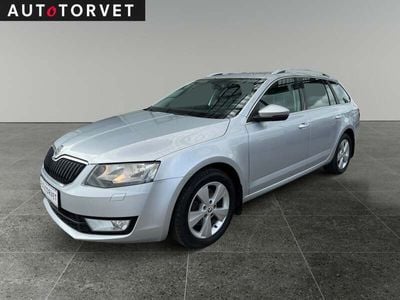 Sølvmetal Brugt 2014 Skoda Octavia Ambition Stationcar | 63.700 kr. (Super pris)