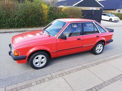 brugt Ford Escort 1,6 Ghia, 5 d