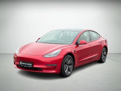 Rødmetal Brugt 2021 Tesla Model 3 Long Range AWD Sedan | 183.990 kr. (God pris)