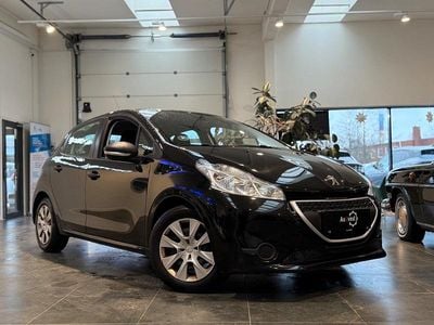 Sort Brugt 2013 Peugeot 208 Access Hatchback | 22.799 kr. (God pris)