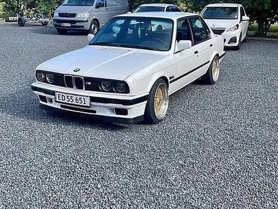 Brugt 1989 BMW 320 Sedan | 124.000 kr.