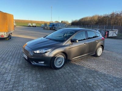 Koksmetal Brugt 2015 Ford Focus Titanium Hatchback | 54.000 kr. (God pris)