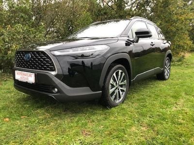 218 attitude black Brugt 2023 Toyota Corolla Comfort SUV | 389.900 kr.