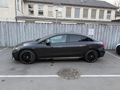 Mercedes EQE300
