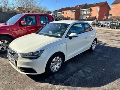 Brugt Audi A1 Attraction 86 HK (63 kW) 2011 Beige Hatchback