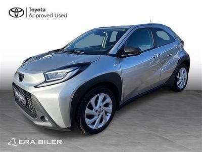Brugt Toyota Aygo X Active 72 HK (52 kW) 2022 Shimmering silver SUV