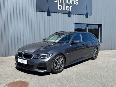 BMW 330e