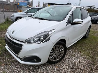 Hvid Brugt 2019 Peugeot 208 Allure Sky Hatchback | 64.990 kr. (God pris)