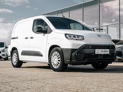 Hvid Ny 2025 Toyota Proace City City Van | 154.900 kr.