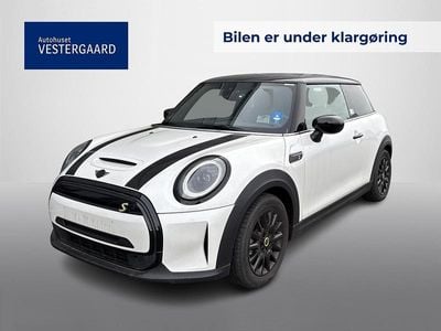Hvid Brugt 2023 Mini Cooper SE Classic Hatchback | 154.800 kr. (God pris)