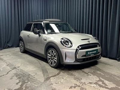 Moonwalk grey Brugt 2023 Mini Cooper SE Hatchback | 179.900 kr. (Lidt for dyr)