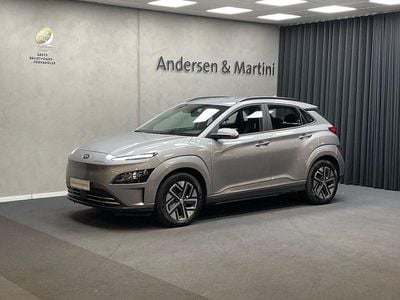Sølv Brugt 2022 Hyundai Kona Select SUV | 148.800 kr. (Lidt for dyr)