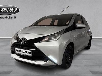 Dark blue twinkle Brugt 2014 Toyota Aygo X-wave Sky Hatchback | 64.900 kr. (Fair pris)