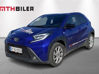 8y8 juniper blue Brugt 2023 Toyota Aygo Active Hatchback | 149.900 kr. (Lidt for dyr)