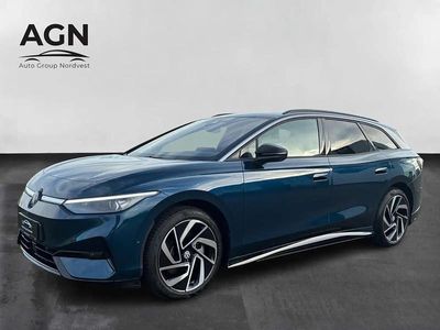 Mørkblåmetal Brugt 2025 VW ID.7 Style Stationcar | 408.800 kr.