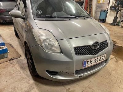 Brugt Toyota Yaris 87 HK (63 kW) 2006 Hatchback