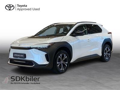 089 platinum pearl white Brugt 2025 Toyota bZ4X Executive SUV | 319.900 kr. (Dyr)