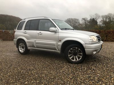 brugt Suzuki Grand Vitara 2,0 m\ aircondition 4x4 128HK Van